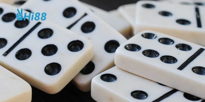 Domino kết hợp giải trí và rèn luyện tư duy hiệu quả.